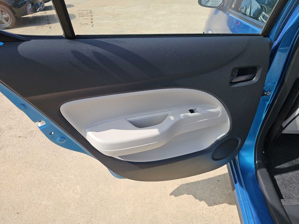 2020 Mitsubishi Mirage Image 13