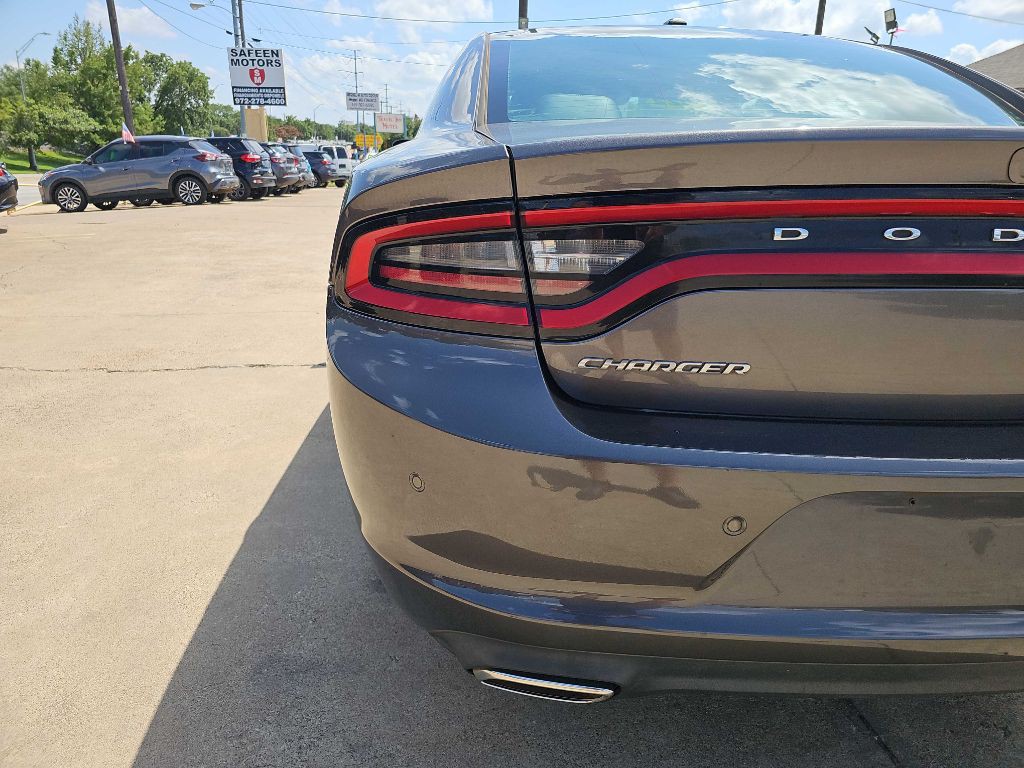 2021 Dodge Charger Image 8