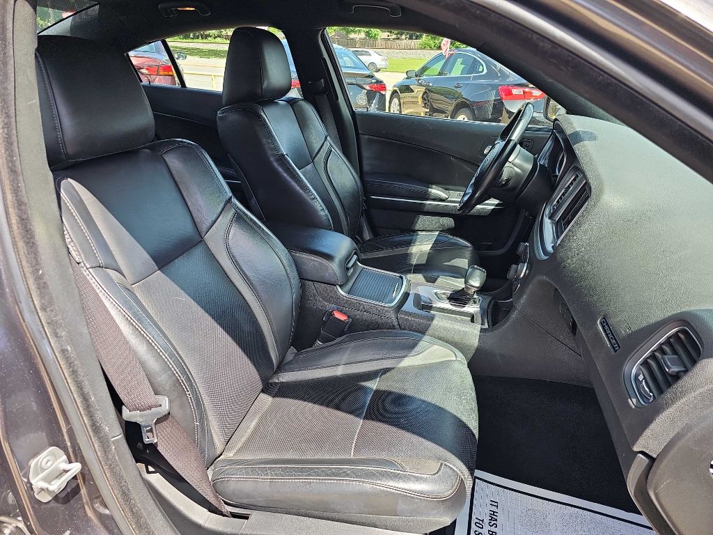 2021 Dodge Charger Image 19