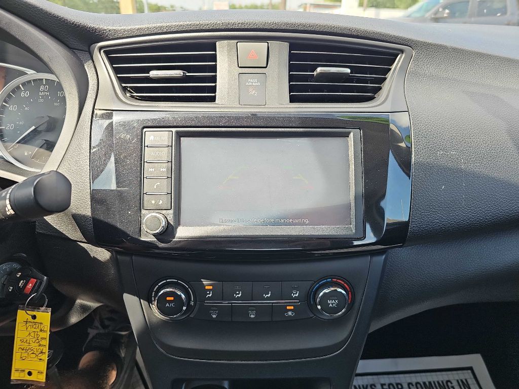 2019 Nissan Sentra Image 30