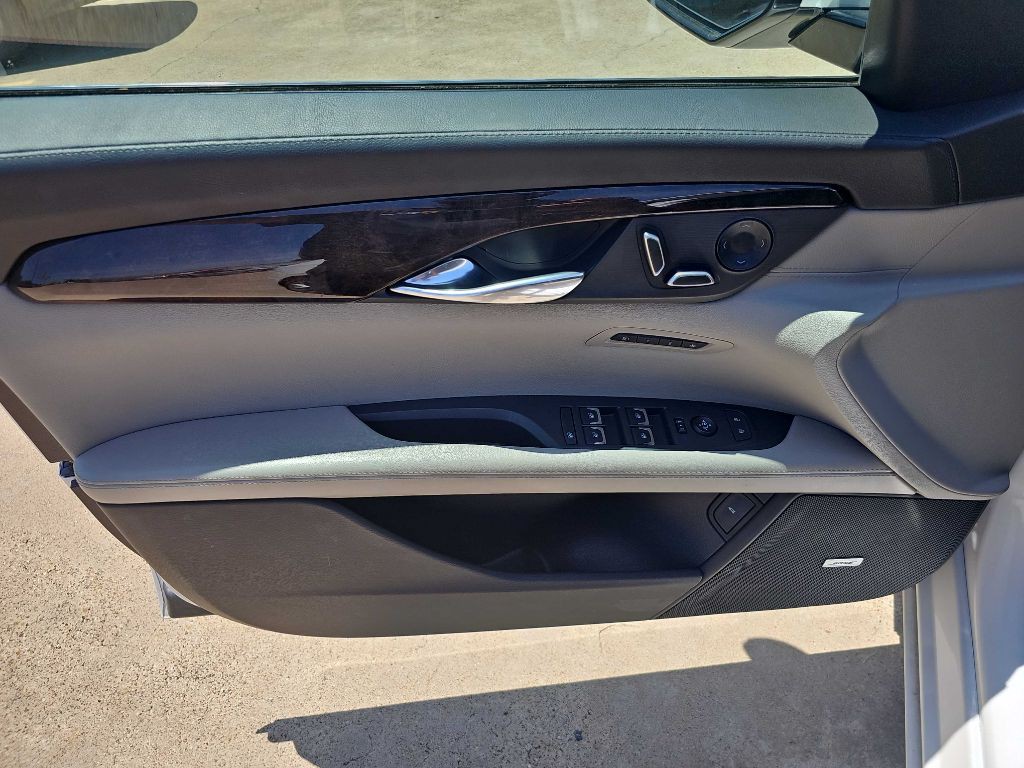 2018 Cadillac CT6 Image 12