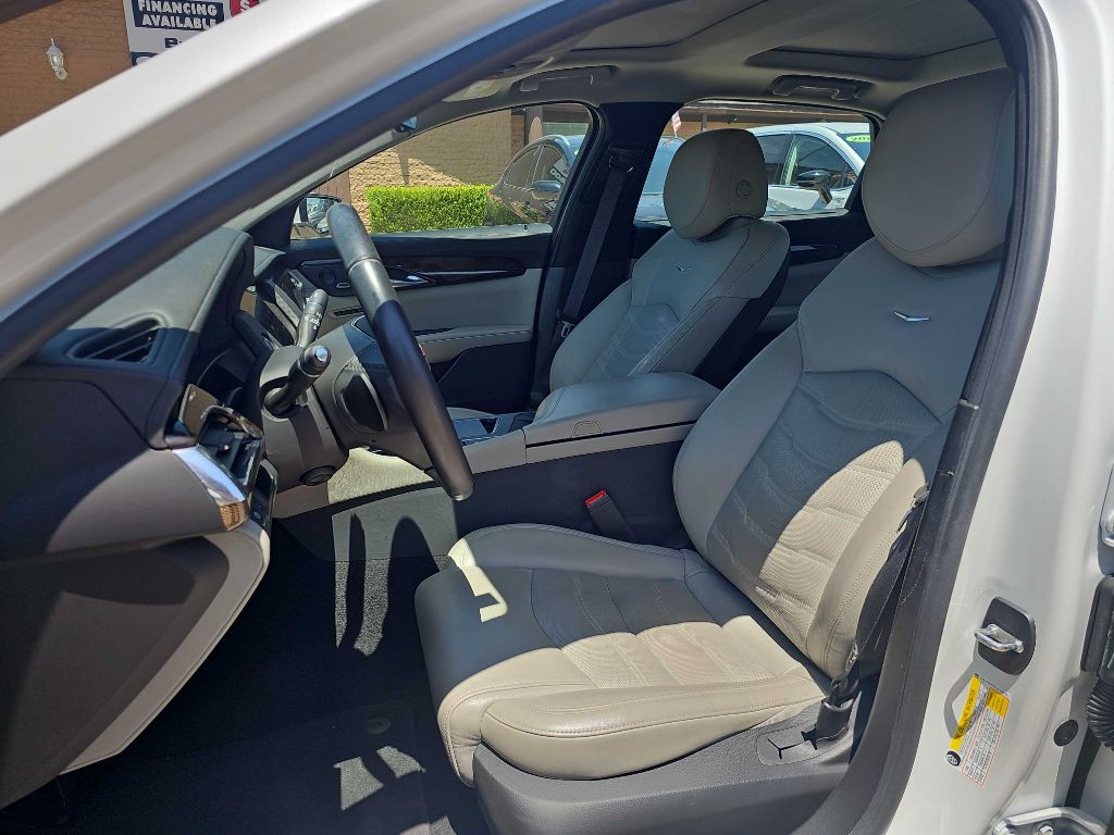 2018 Cadillac CT6 Image 13
