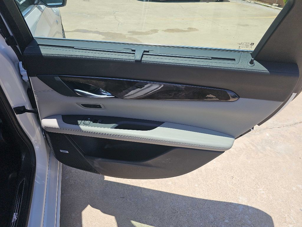 2018 Cadillac CT6 Image 16
