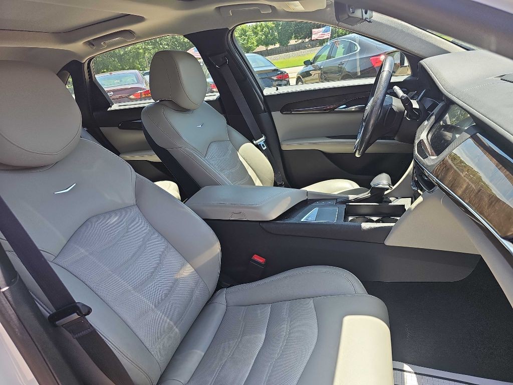 2018 Cadillac CT6 Image 19