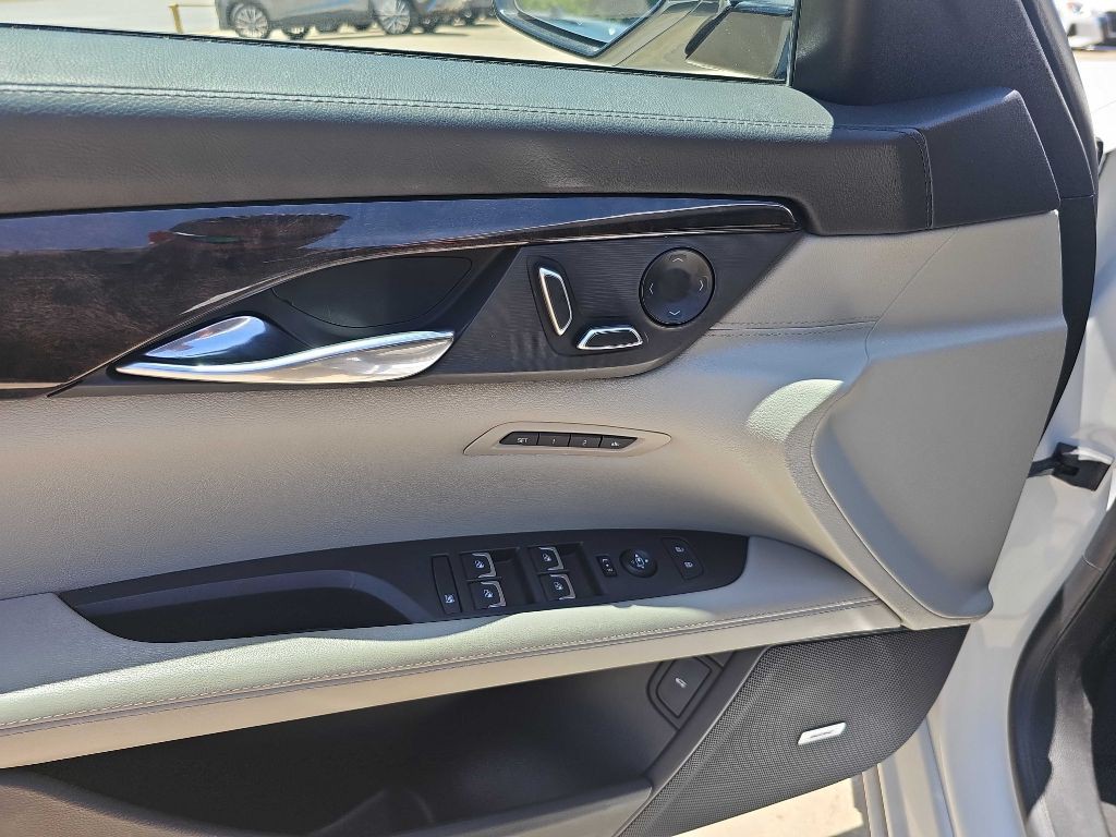 2018 Cadillac CT6 Image 20