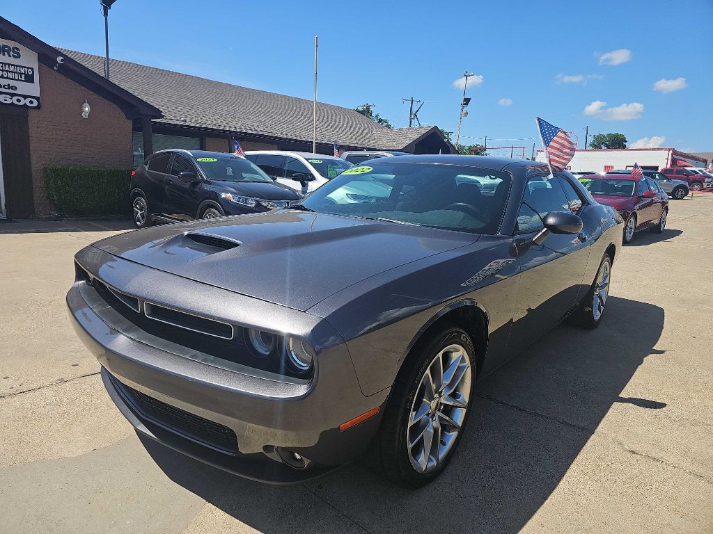 2022 Dodge Challenger Image 6