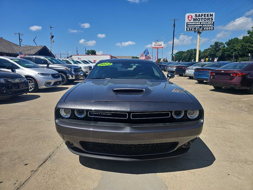 2022 Dodge Challenger Image 8