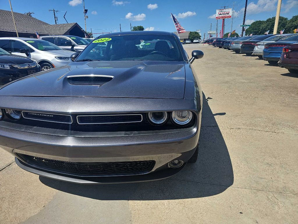 2022 Dodge Challenger Image 9