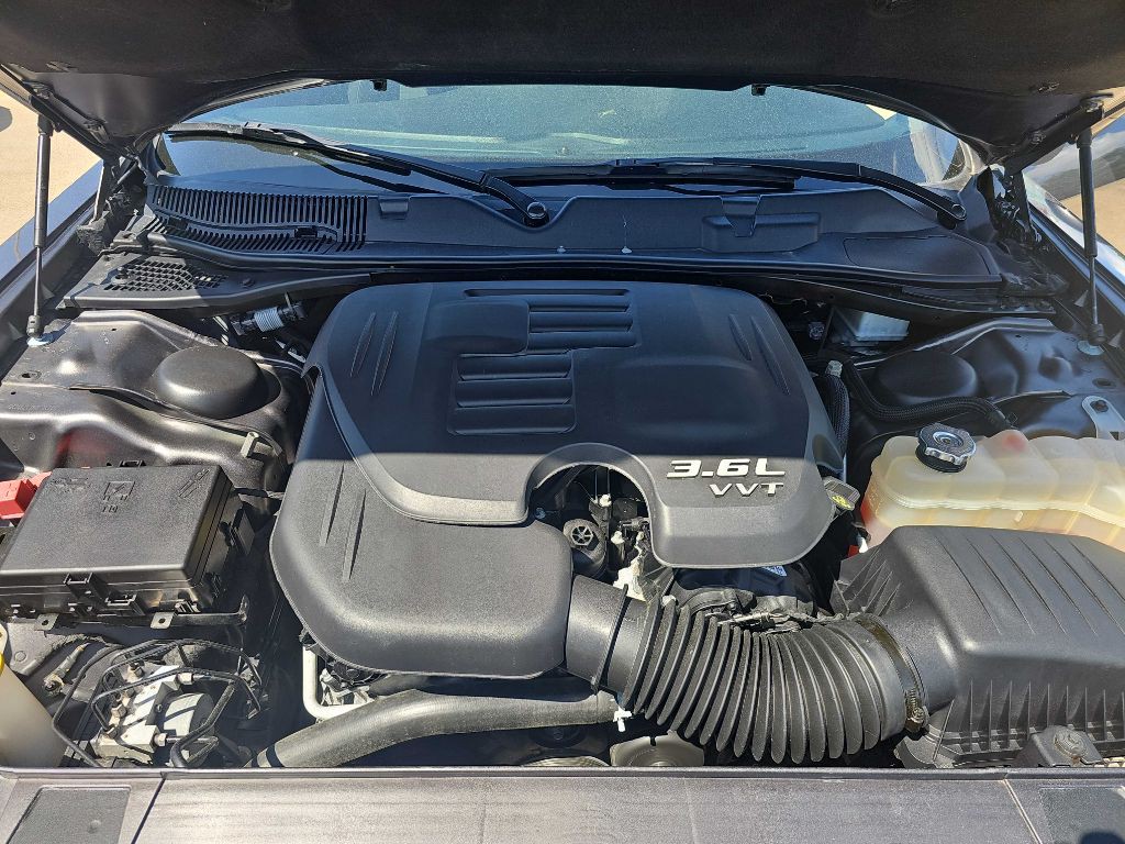 2022 Dodge Challenger Image 30