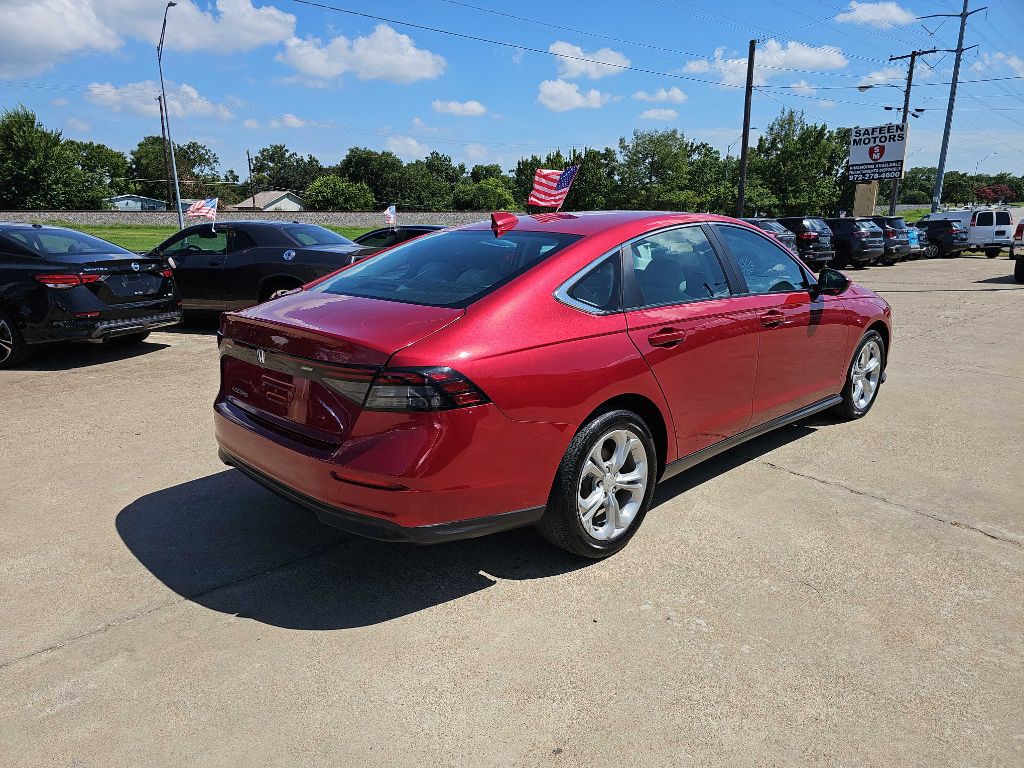 2023 Honda Accord Image 5