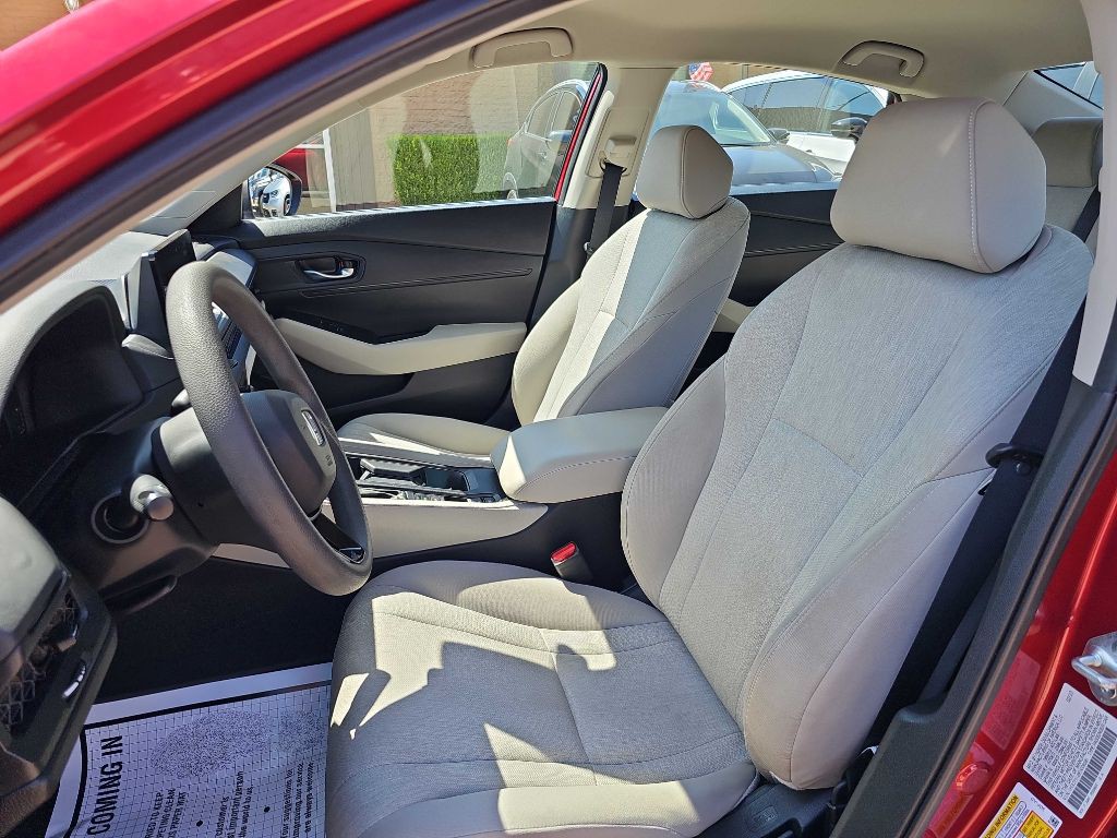 2023 Honda Accord Image 12