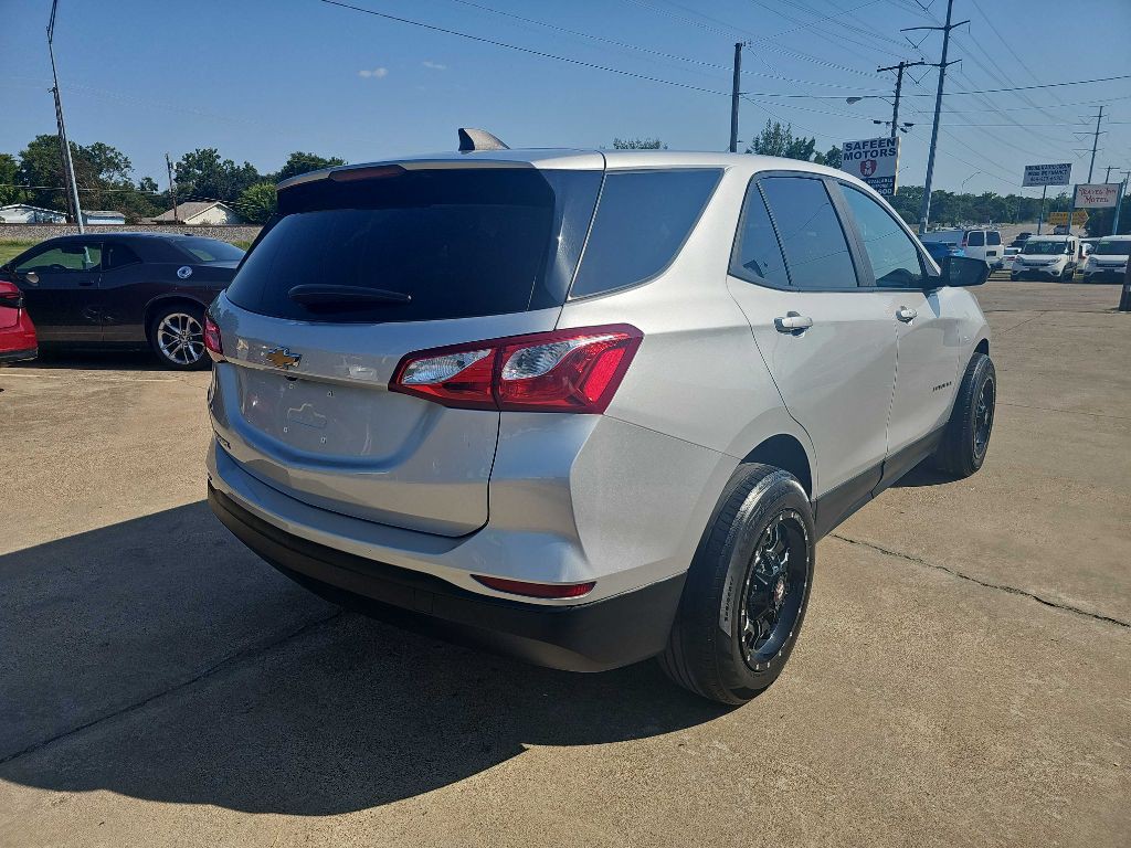 2020 Chevrolet Equinox Image 2