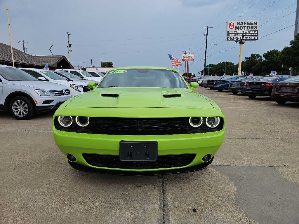 2023 Dodge Challenger Image 8