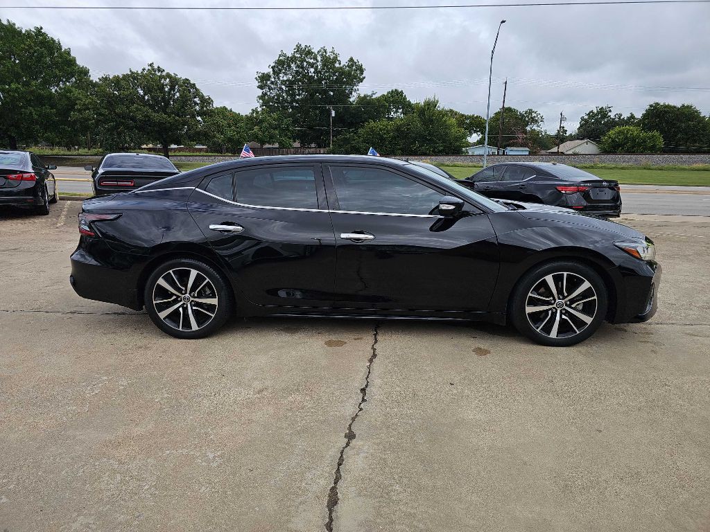 2021 Nissan Maxima Image 3