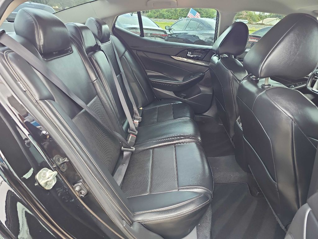 2021 Nissan Maxima Image 15