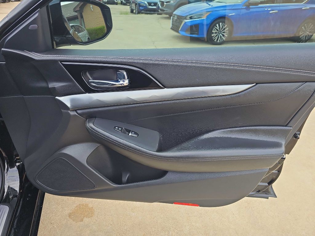 2021 Nissan Maxima Image 19