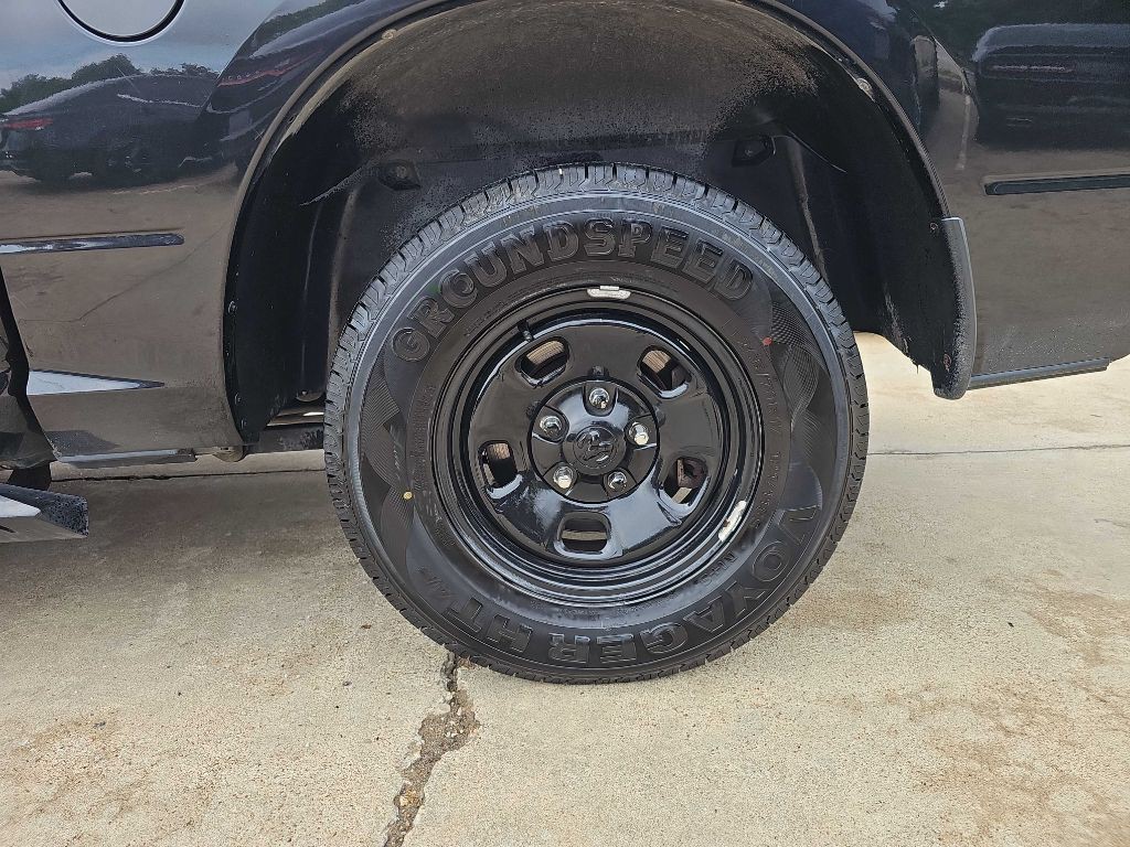 2015 RAM 1500 Image 10