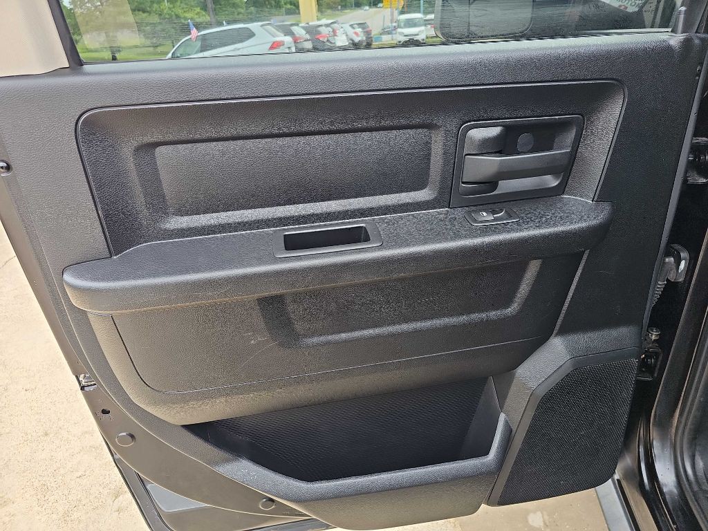2015 RAM 1500 Image 16