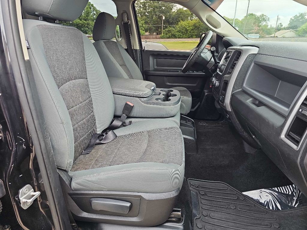 2015 RAM 1500 Image 18