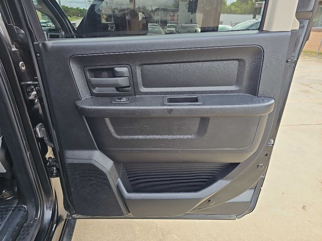 2015 RAM 1500 Image 19