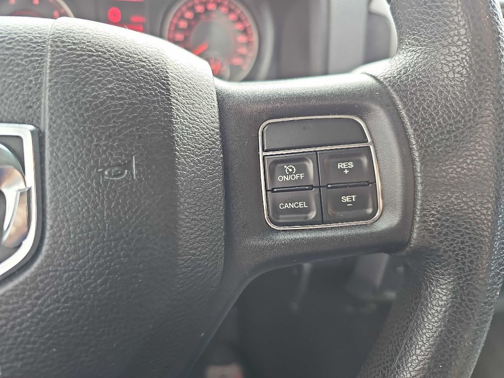 2015 RAM 1500 Image 24