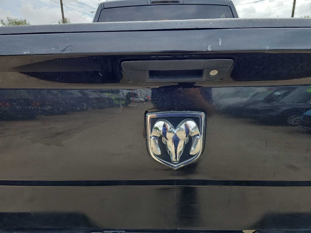 2015 RAM 1500 Image 35
