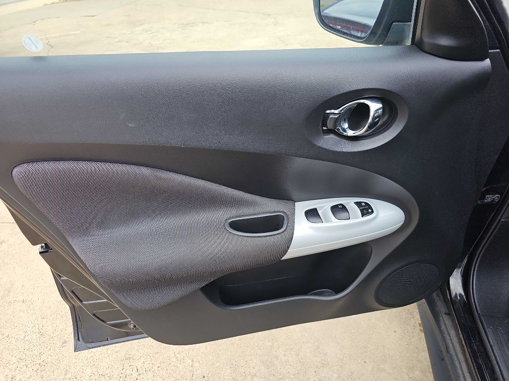 2017 Nissan Juke Image 11