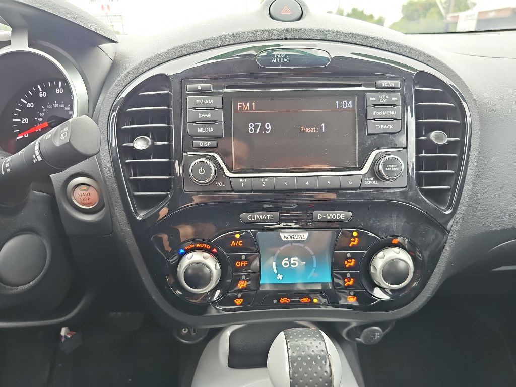 2017 Nissan Juke Image 27