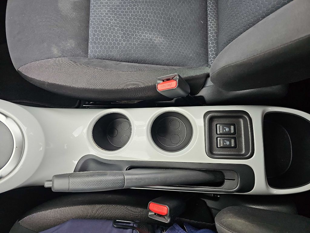 2017 Nissan Juke Image 30