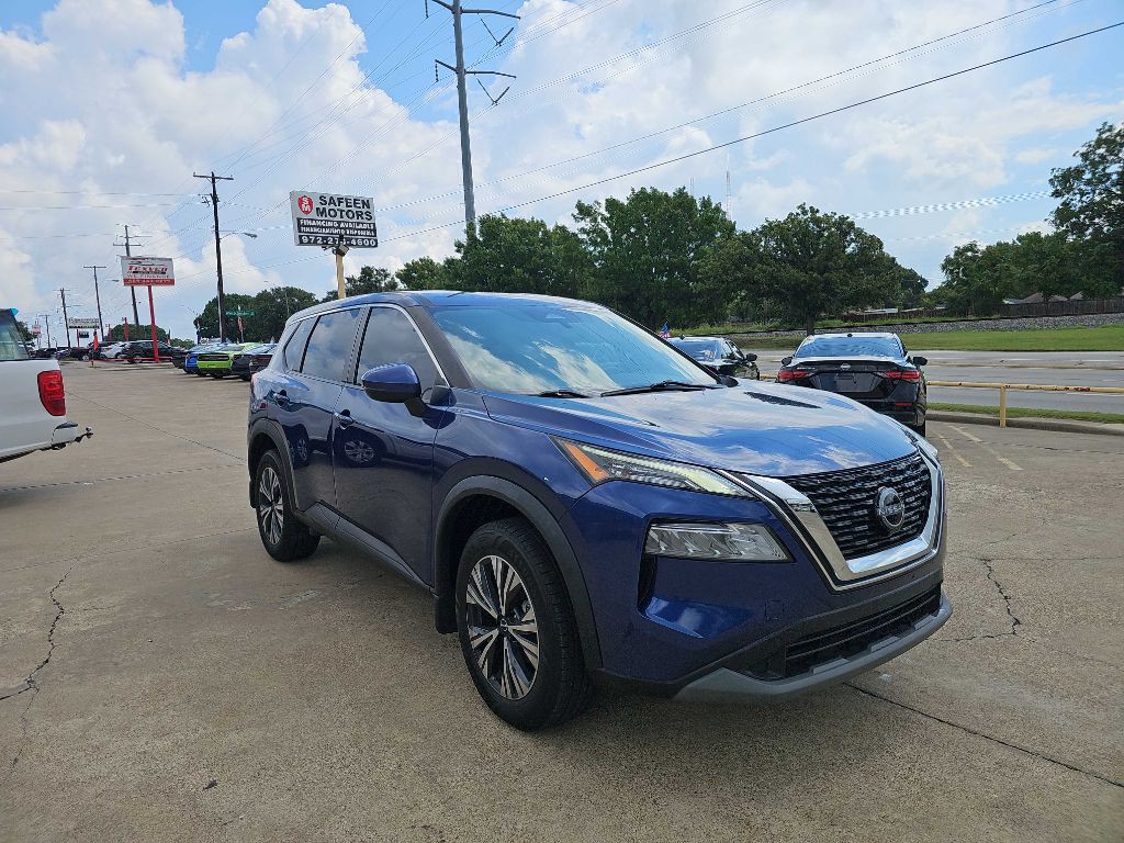 2022 Nissan Rogue Image 1