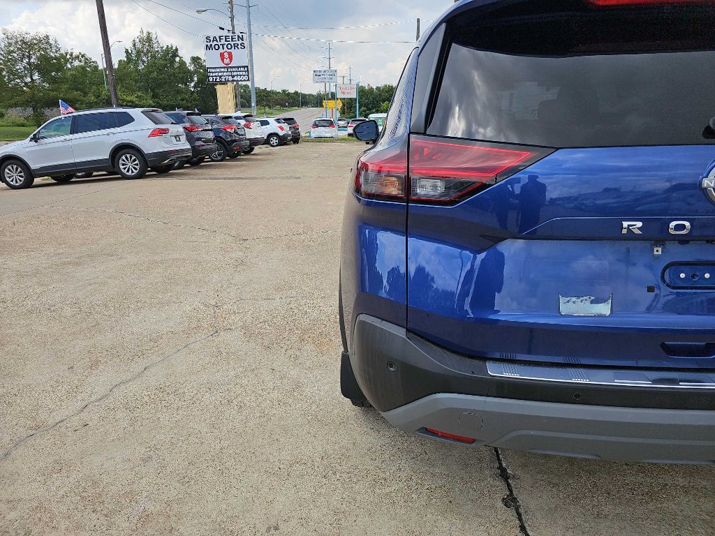 2022 Nissan Rogue Image 10
