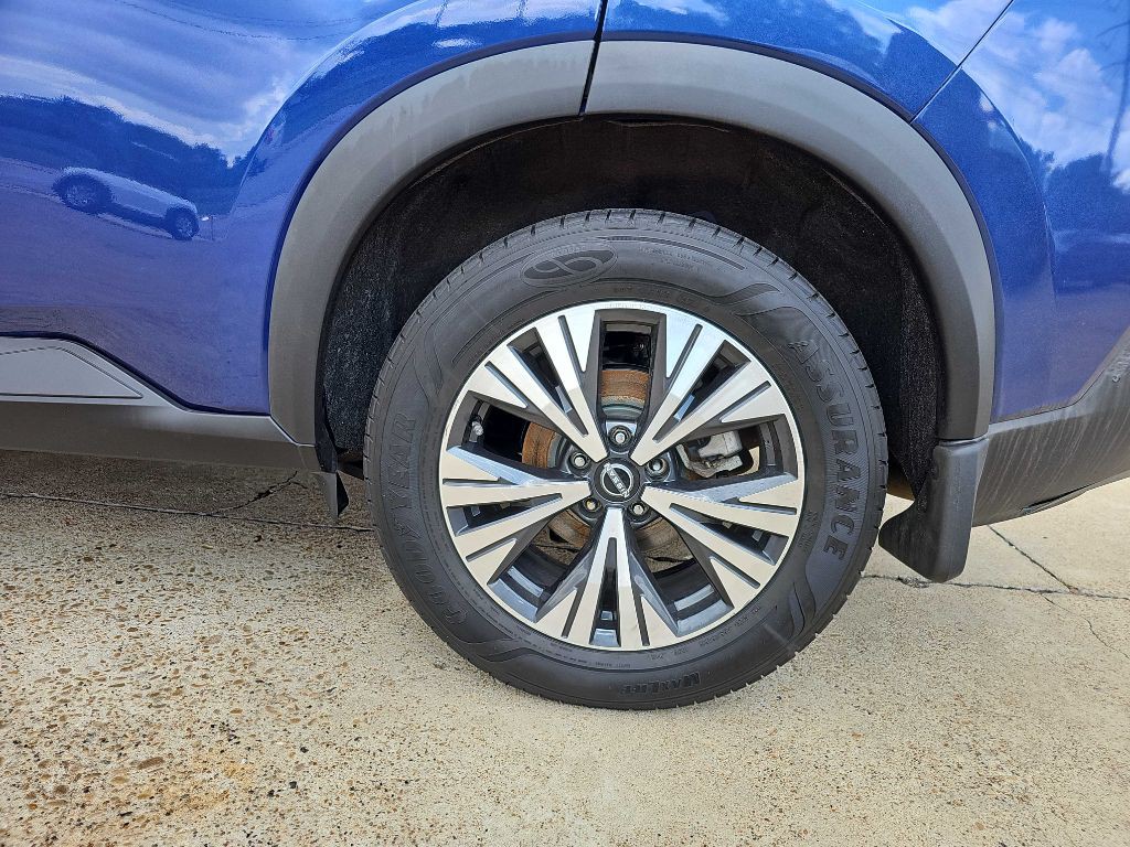 2022 Nissan Rogue Image 11