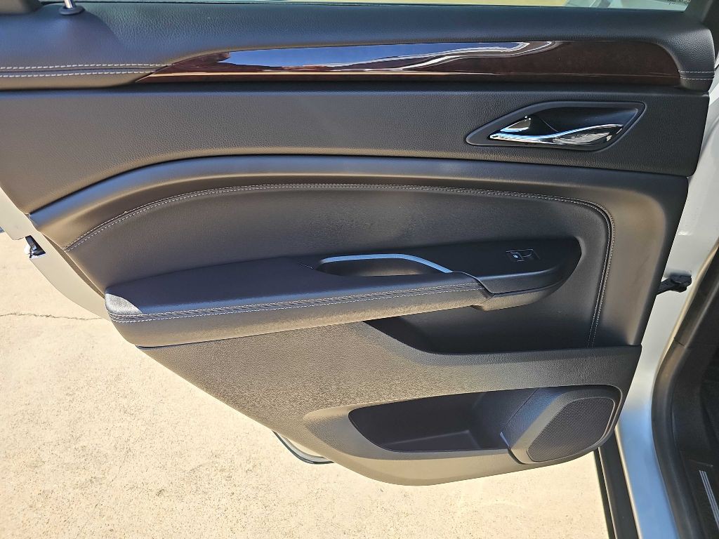 2015 Cadillac SRX Image 14
