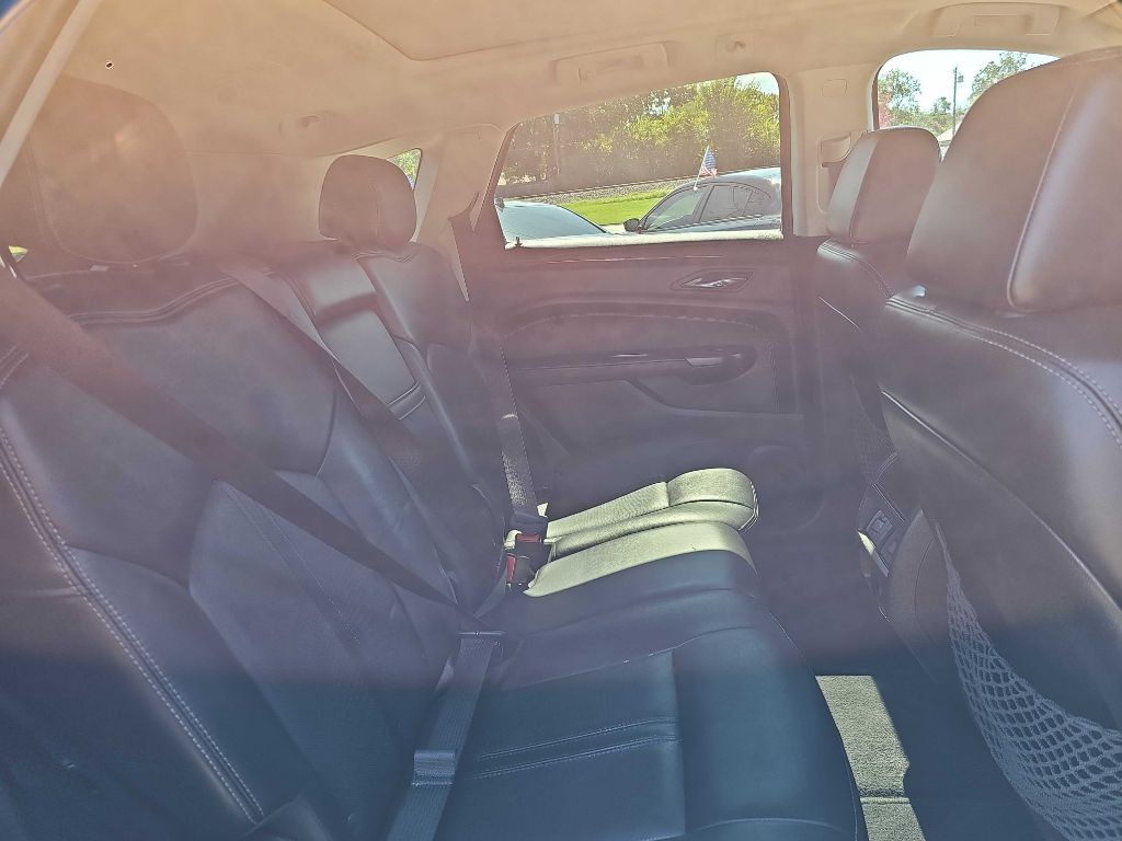 2015 Cadillac SRX Image 16