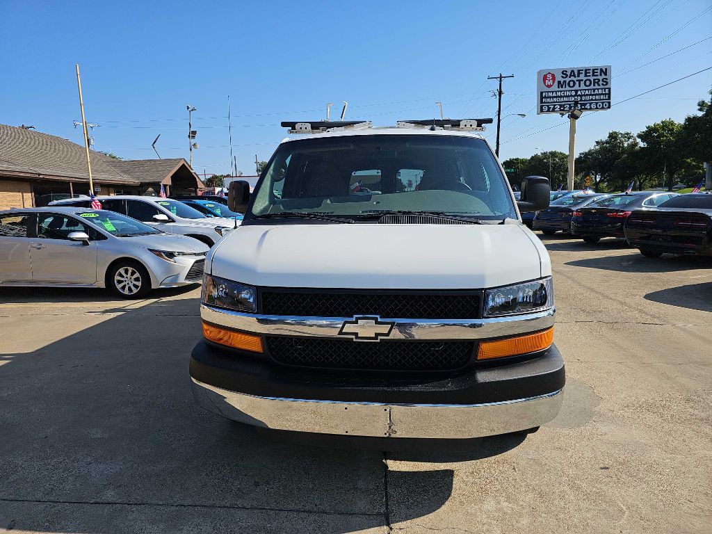 2013 Chevrolet Express Image 8