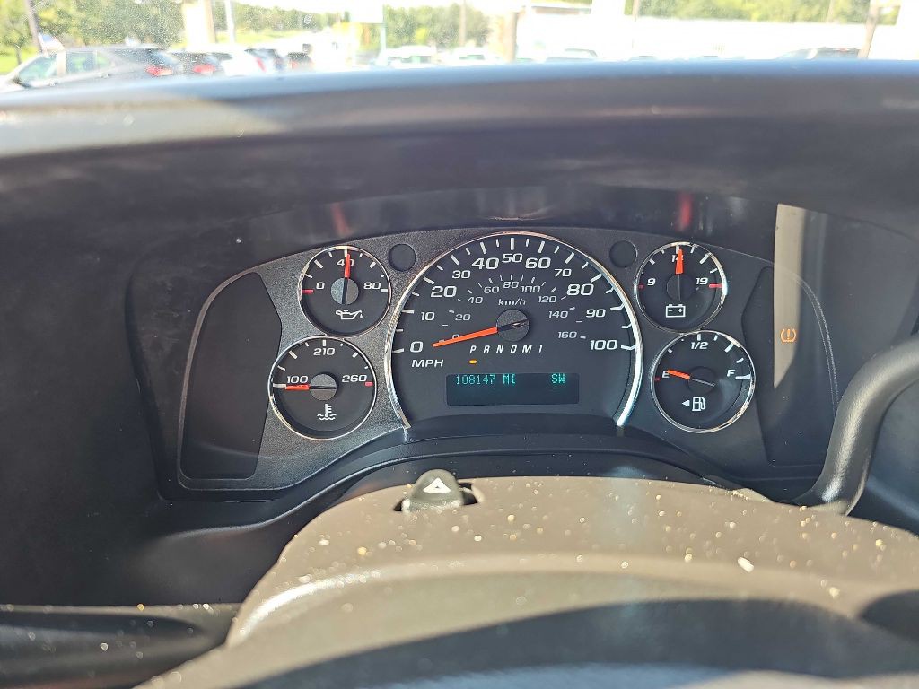 2013 Chevrolet Express Image 30