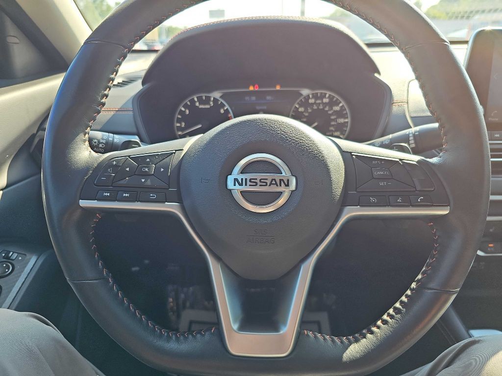 2022 Nissan Altima Image 22