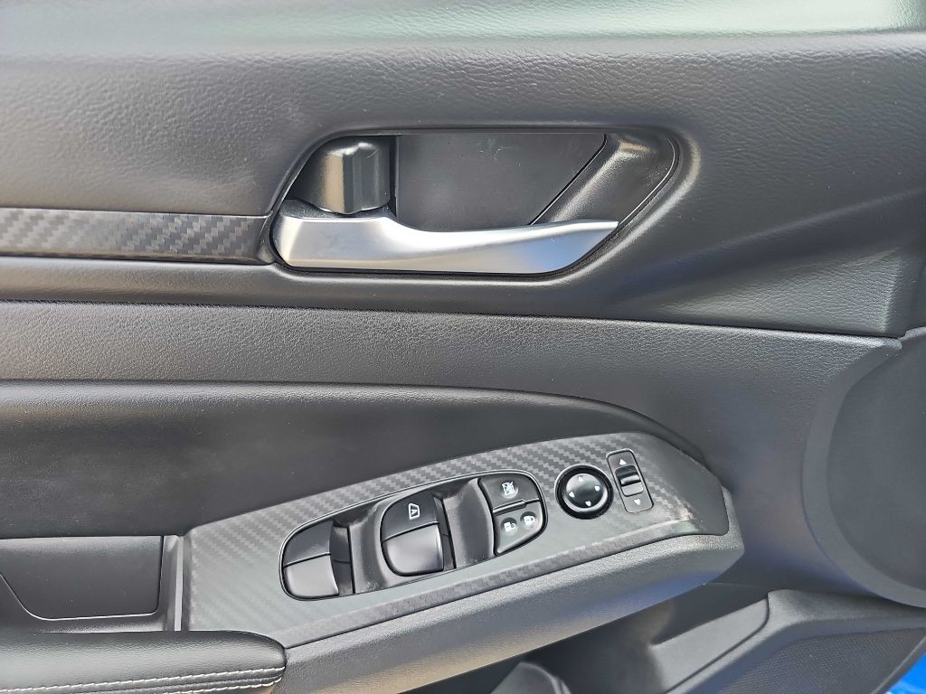 2025 Nissan Altima Image 20