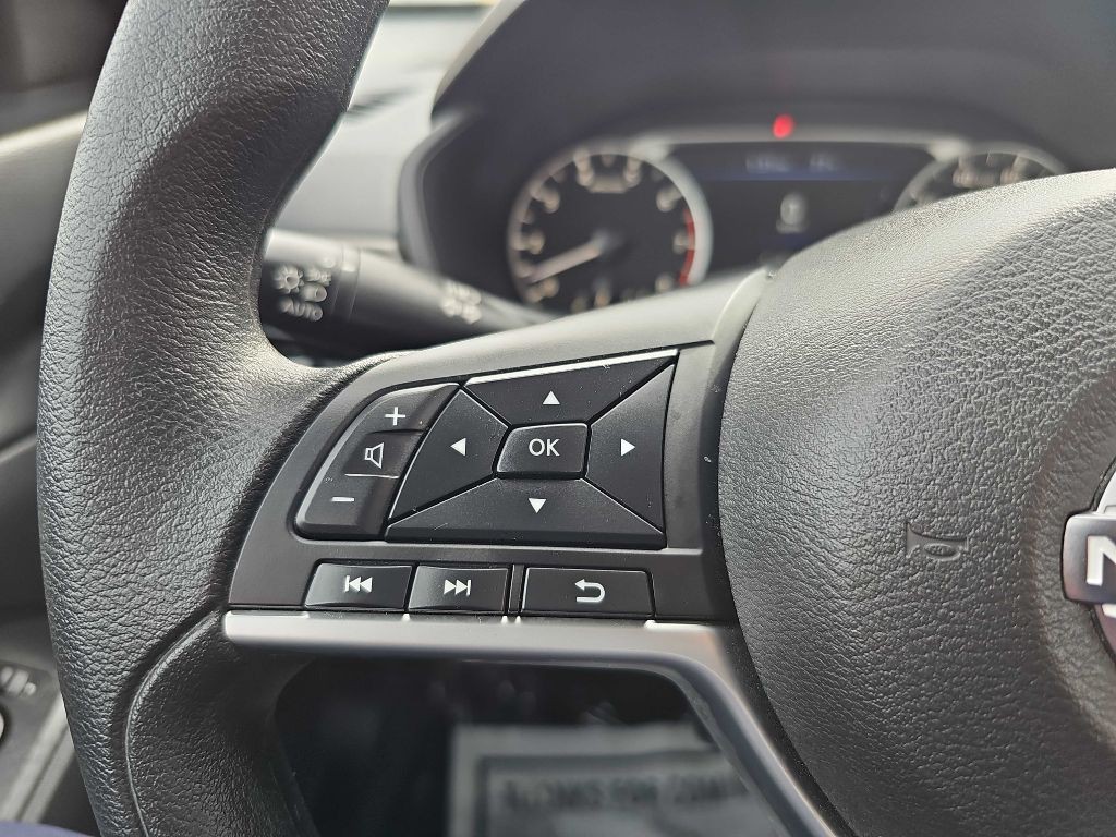 2025 Nissan Altima Image 25