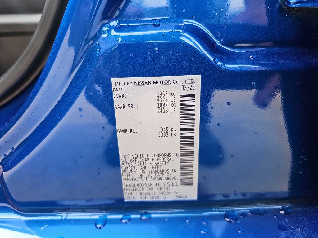 2025 Nissan Altima Image 36