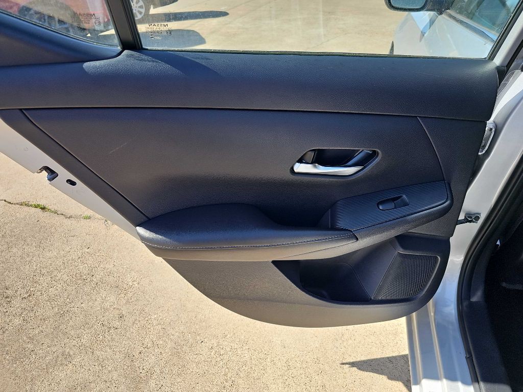 2023 Nissan Sentra Image 14