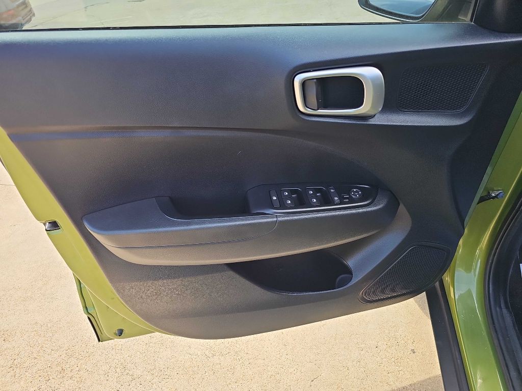 2023 Hyundai Venue Image 12