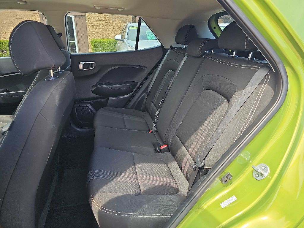 2023 Hyundai Venue Image 15