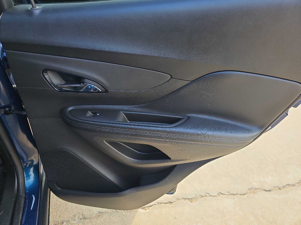 2019 Buick Enclave Image 16