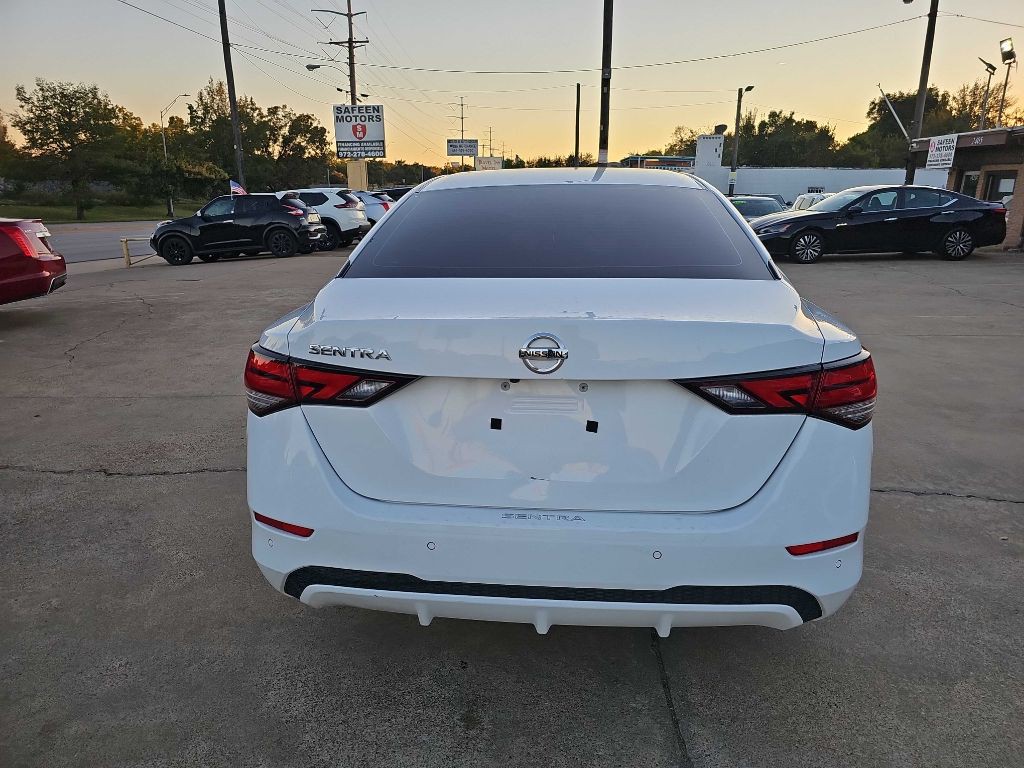 2022 Nissan Sentra Image 2