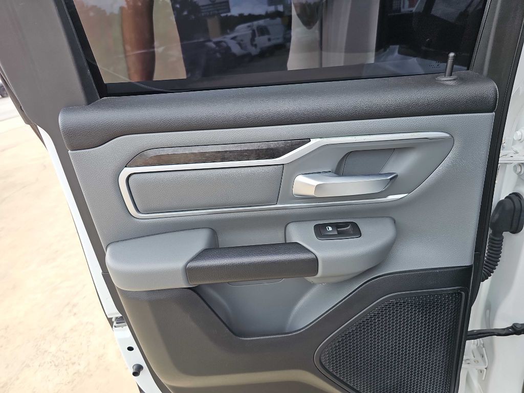2020 RAM 1500 Image 15