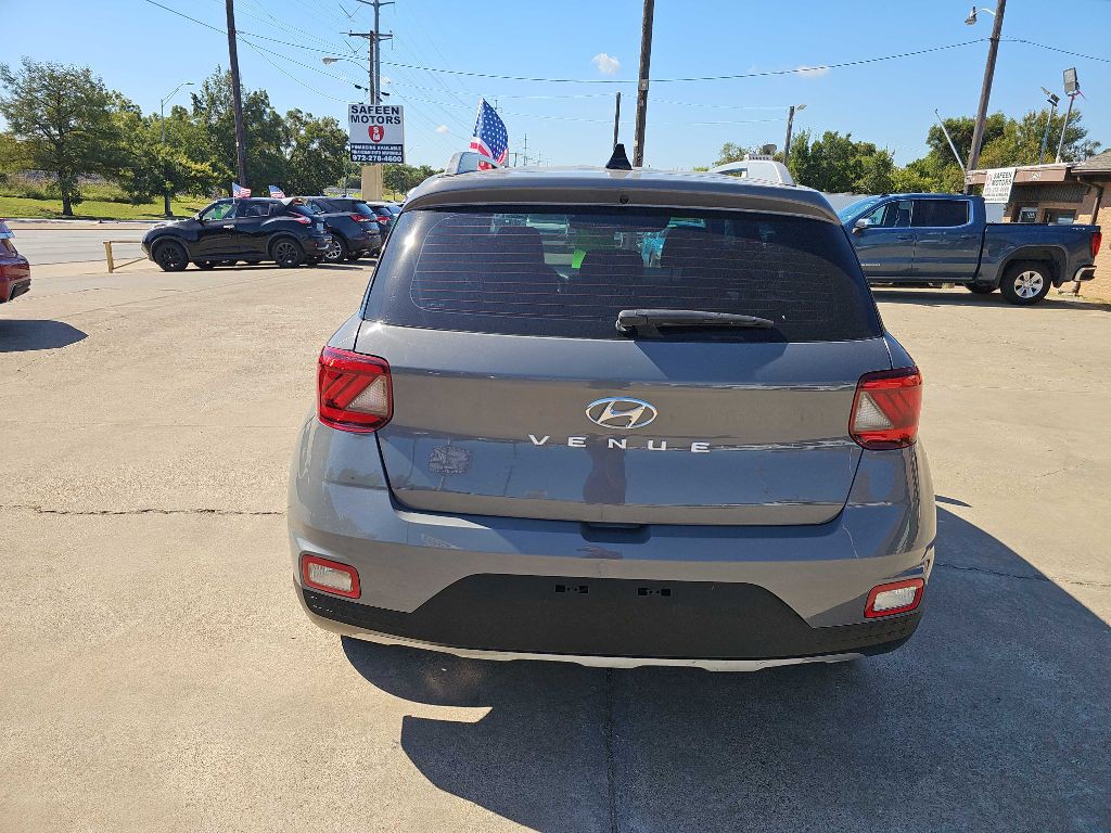 2020 Hyundai Venue Image 3