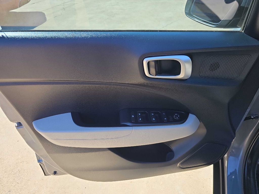 2020 Hyundai Venue Image 12