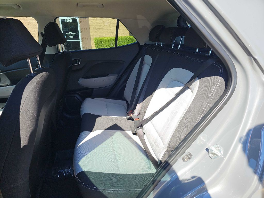 2020 Hyundai Venue Image 15