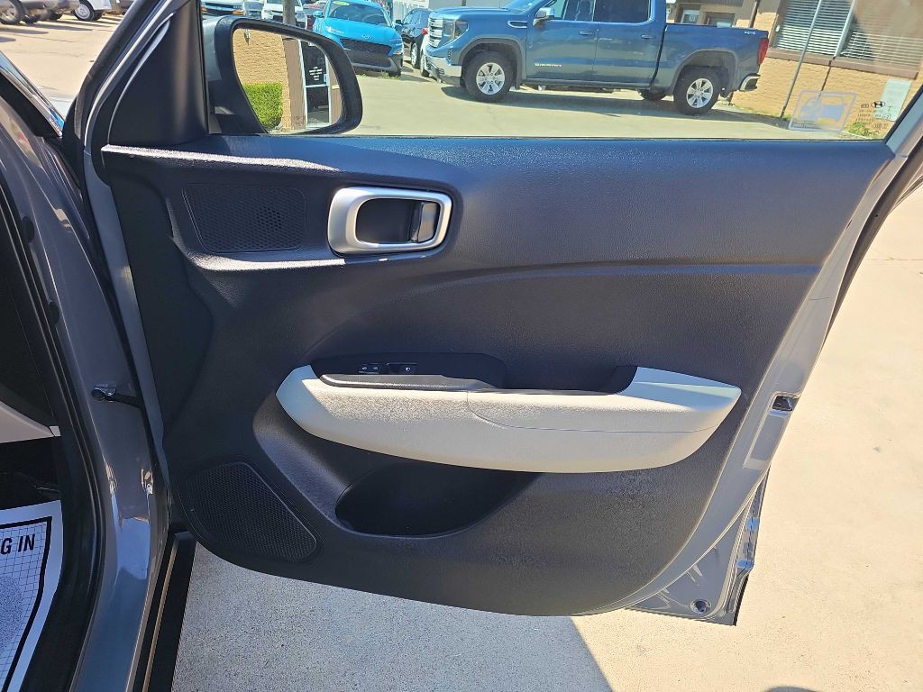 2020 Hyundai Venue Image 19